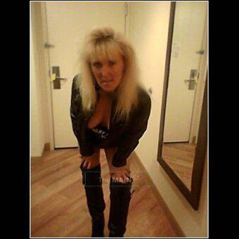S*e*X*y* Blonde For Sensual Massage! (Ask about 2 girl Special), 39