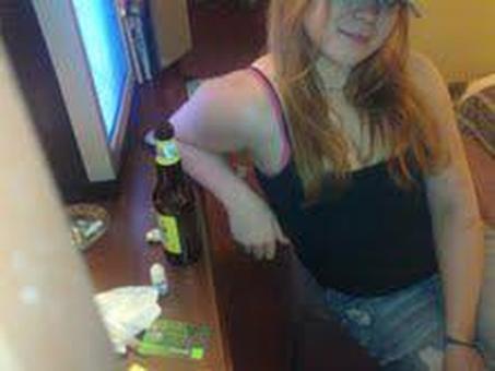 New*redhead, fun,Courteous& YOUNG great company &back rubs, 26