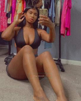Transsexual Kira 5703289807, 25