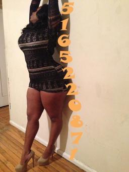 > > > > SUPER BOOTY < < < < <, 23