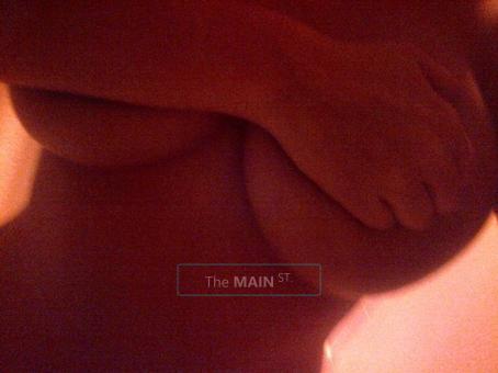 **Carla*** Upscale full BODY rub** Satisfaction** Granteed**, 21