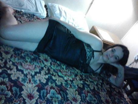re u Ready for a spectacular massage by a beautiful girl fifty dollar specials!, 28