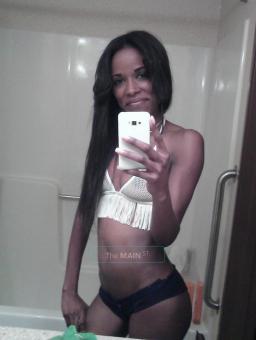 Its HOT!!! Call me â™¥â™¥â™¥SUMMERâ™¥â™¥â™¥ because IM COMING ! ! ! Sweet Blonde & Blue Eyed