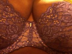 Hi Im Alise I taste like chocolate, 26