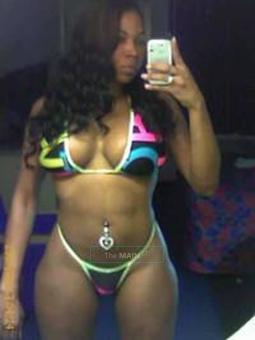 ** 100%REAL ** -> -> -> Am I The Only TS With REAL Pix On BACKPAGE ? ? ?, 25