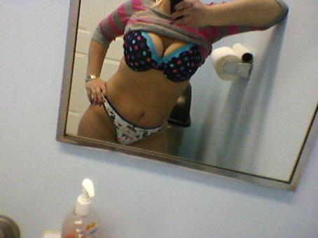You looking 4 a massage? VERONICA is The ONE!, 35