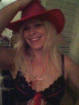 ~*~*~PLEASURE *** SEEKERS *** DELIGHT~*~*~* Call HONEY Tonight!! ~*~*~, 39
