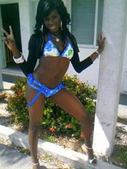 Sexy transexual looking to play 479-561, 24