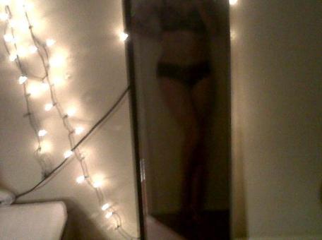 xoxo *** Im Vanessa, and Im Amazing *** xoxo, 28