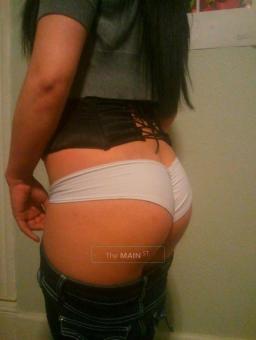 Classy Sexy Latina, 23