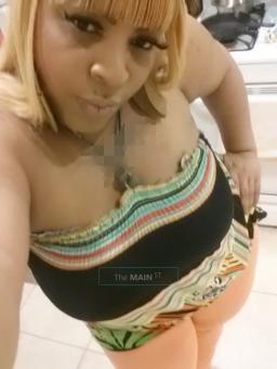 â˜…EÃ—otiâ‚­ Miâœ˜â‚¬D â˜… Big Booty â˜… Thick Thighs â˜…Pretty Face â˜… MidLand Incall $pecials, 24