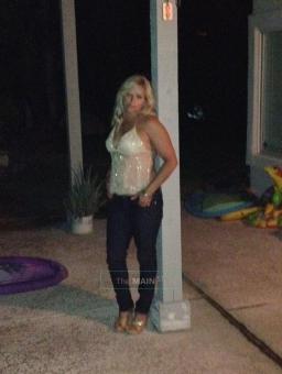 ~*~*~PLEASURE *** SEEKERS *** DELIGHT~*~*~* Call HONEY Tonight!! ~*~*~, 39