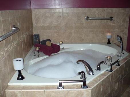 Body Magic Spa. American Female Staff! 90 minute combo, body scrub, massage, jacuzzi $120., 28