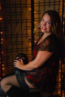 Beautiful, highly skilled, sensually sadistic Dominatix in NW CT, 49
