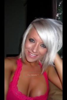 Beautiful Blonde Bombshell
