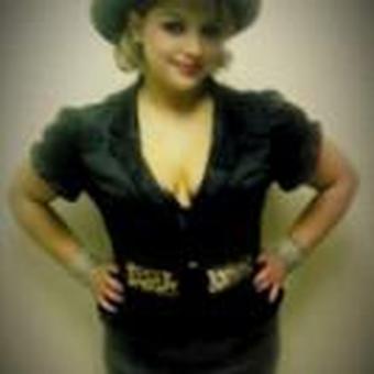 ExQusItE FiVe StAr PlaYmAtE ;) 24/7, 32