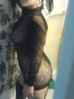 Beautiful, Smart, Green Eyed Vixen READY&WILLING for your pleasure., 23