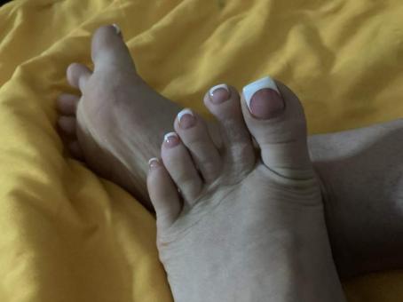 ?? available ?? Sexy Queen of Spades! Your sexy fetish provider, 27