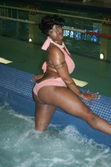 COLD OUT! WARM up with a real SEXY CLASSY GODDESS! 248-508-4183 and get that SPECIAL feeling!, 24