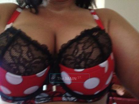 **Nikki..Classy Older Woman**, 38