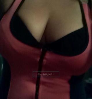 Personalized Touch Intimate & Seductive. 747 918 9057 NOW Taking LATE CALLS, 28
