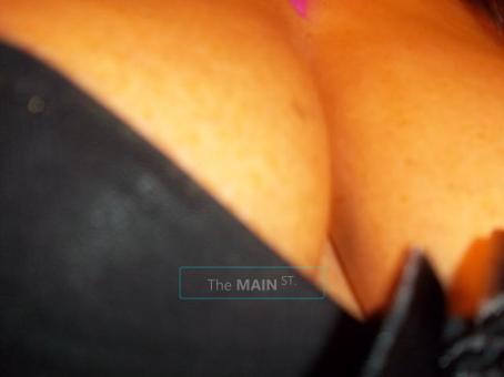 ************ CURVY/ BUSTY European honey ************, 46