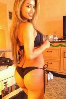 Visiting from Vegas!! Im Melissa :) Cambodian ! Lets Meet!, 22