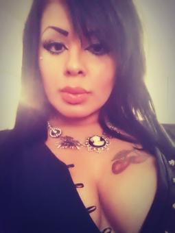 New in town! Sexy busty latina, 22