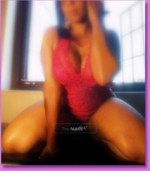 Explosive Erotic Explosion with Busty bodywork beauty, 30