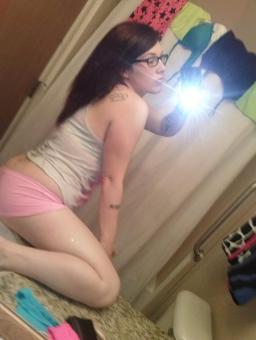 BrOoKeLyNnE ..xoxo.. BRAND NEW LOOK!!! Same Brooklynne, New Look ..xoxo.., 21