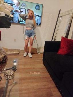 Petite Blonde New in Bangor Wednesday spcl in/ outcalls, 23