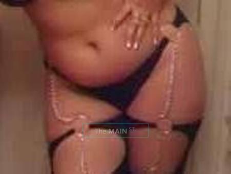 Caucasian Cuvy Cougar, 44