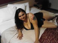Black+White +Indian+ Columbian+ German+Italian Woman {real me}