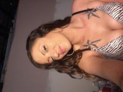 Xoxo 22year old hottie ready to make your dreams come true xoxo, 22