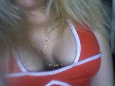 SUPER STUNNING BLONDE Real Playmate Pet and very nice and sweet!!, 39
