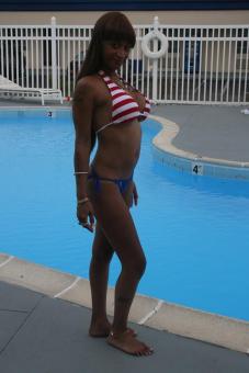 its Cherokee / slim & sexy & petite / new VA beach photos / real Haliwa-Saponi indian, 27