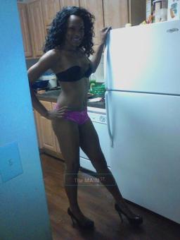Ebony vixen ready 2 play!!!!, 23