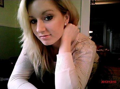 ~~Victoria Love & Mallory~~~, 24