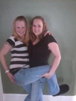2 blondes offering a sensual massage