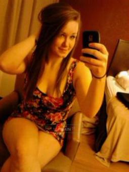female/male duo live show for ur viewing pleasure and full body massage, 25