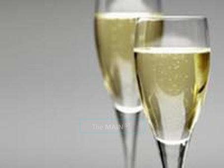 Stevie is BACK!! Stress Relief and the art of seduction.Make today a Spectacular night!!, 39
