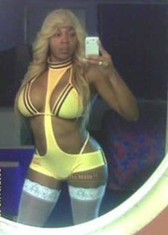 ** 100%REAL ** -> -> -> Am I The Only TS With REAL Pix On BACKPAGE ? ? ?, 25