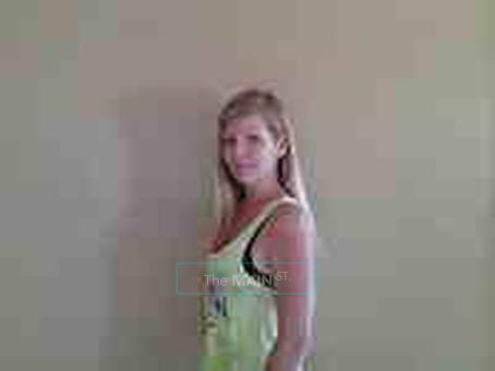 ** hOtTiE wItH a SuPeR sExY bOdY ... SpEcIaLs ... GrEaT rEvIeWs, 24