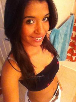AUSITNS HOTTEST LATINA ESCORT 56 120lbs Brown Hair Brown Eyes (*( Eve )*)