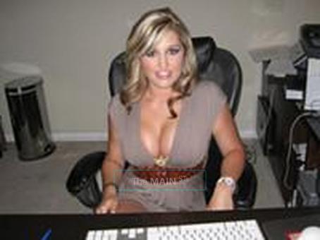 (Â¯`â€¢ ..CLASSY â˜… *â€¢-: SEXY â˜… *â€¢-: FUN â˜… *â€¢-: VERY â˜… *â€¢- :DISCREET..â€¢ Â´Â¯) CALL , 27