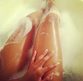 2 girl special ! Come and Spend some time with a Sexy date, 21