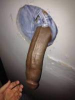 Discreet Gloryhole Open Now????service for discreet men ????????only., 27