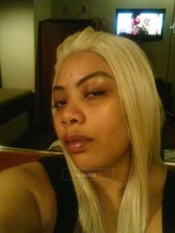 *** Exceptional Redd bone with Incall special *** 90 roses, 23