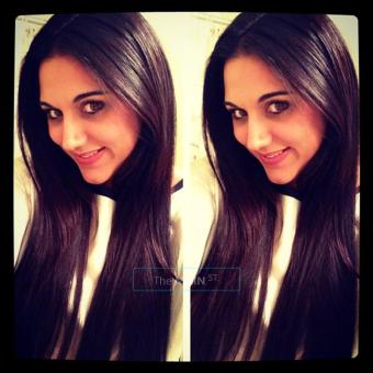 SEXY ? ____ SEDUCTiVE ? ____ BRUNETTE ? ____ 1000% SATiSFACTiON ?, 24
