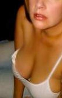 Gorgeous Mature Woman to Rub your Stress away.
